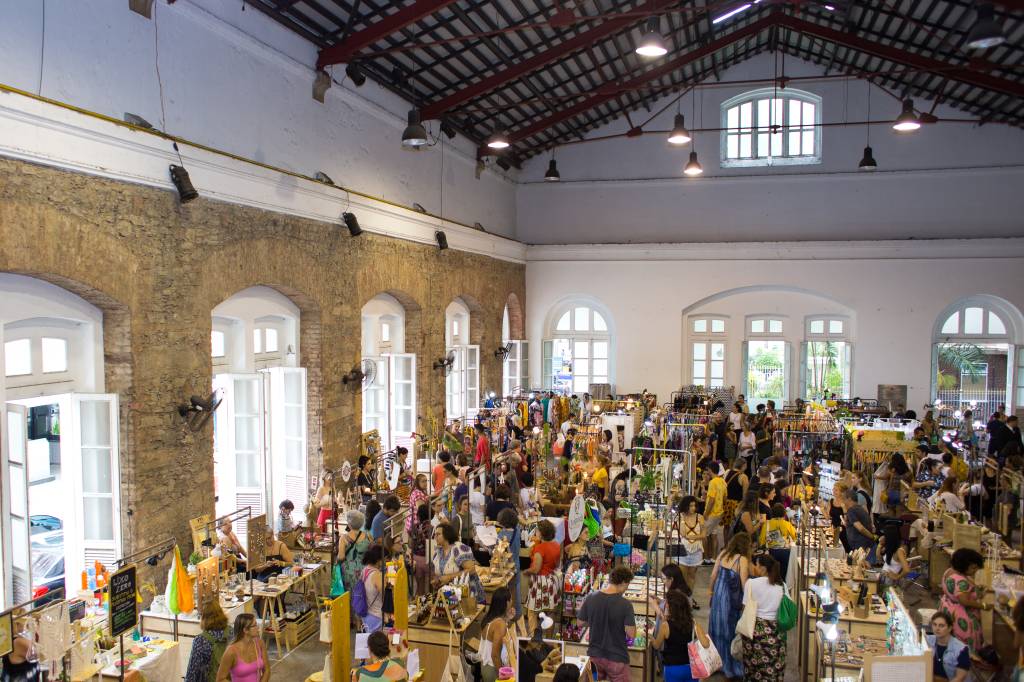 Feira O Mercado está de volta ao Flamengo com produtores de moda e design