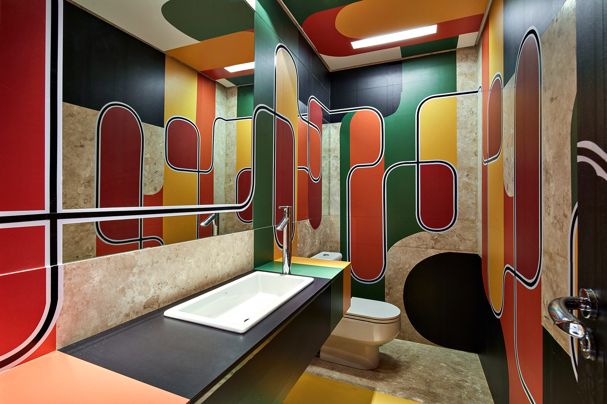 Banheiros do Pal&aacute;cio, por Filipe Geraldes, Fernanda Guerra, Gabriela de Oliveira e Henrique Rangel. Ambiente da CASACOR Minas Gerais 2021.