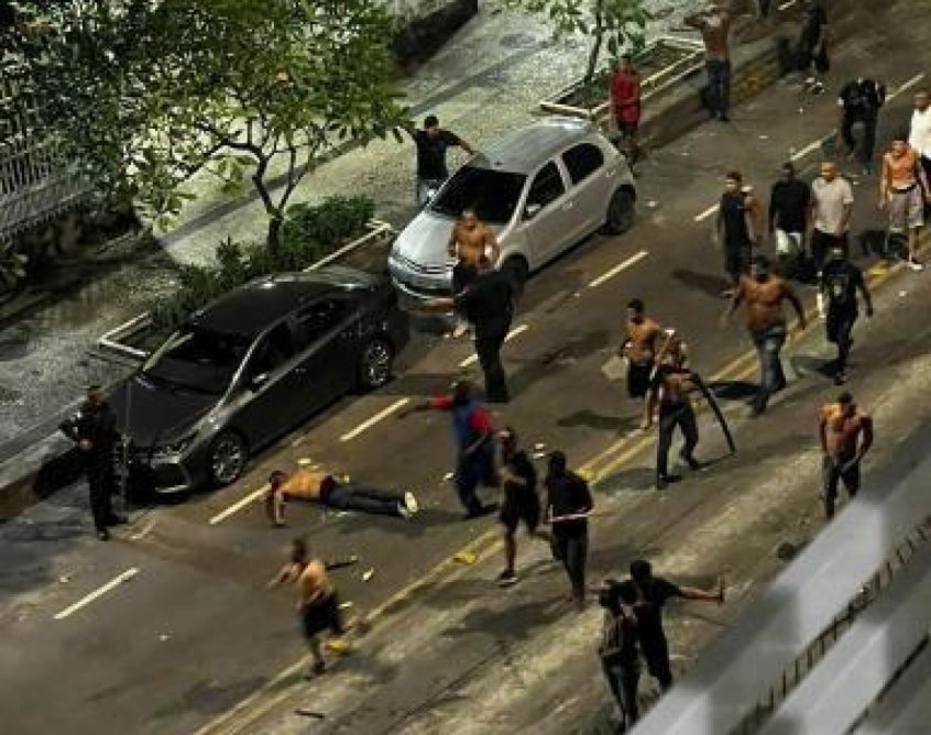 Briga de torcedores de Flamengo e Botafogo deixa ao menos três feridos