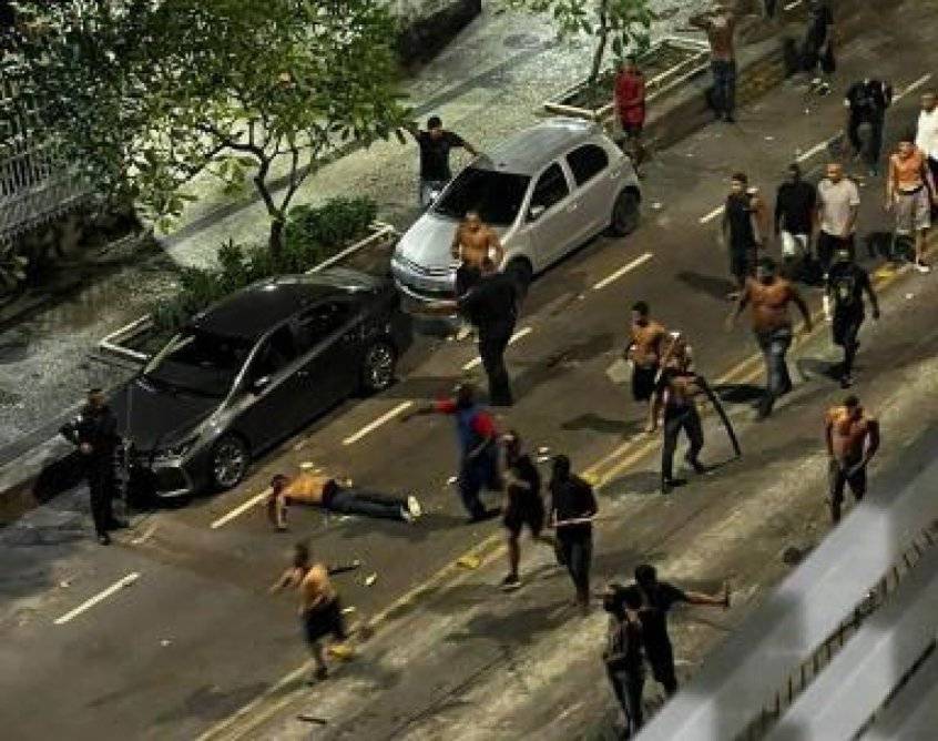 Briga de torcedores de Flamengo e Botafogo deixa ao menos três feridos