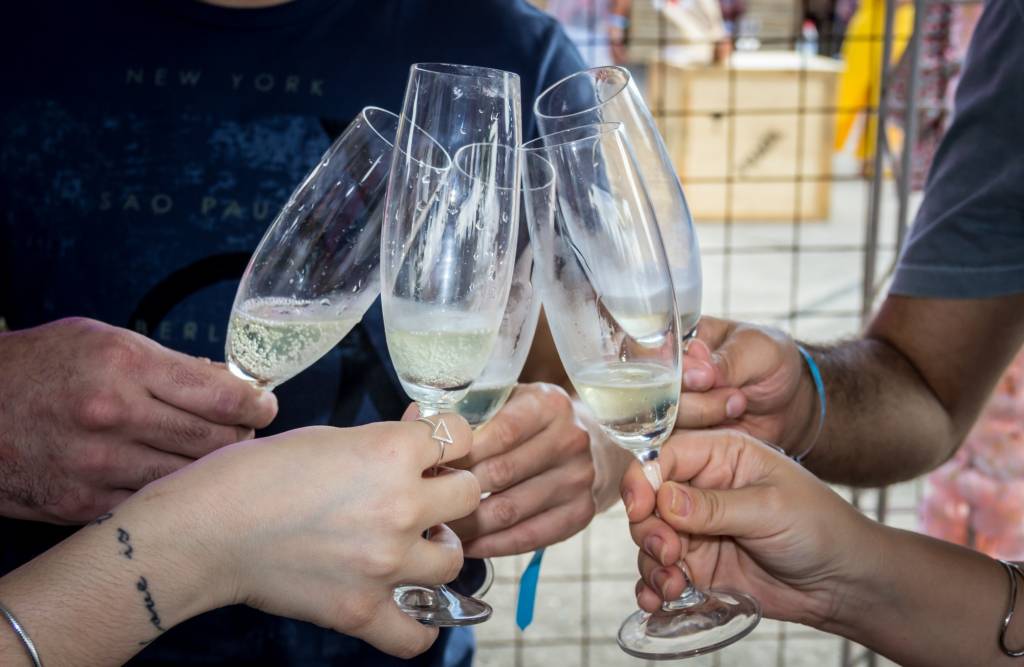 Festa do vinho: festival ao ar livre em Santa Teresa reúne cerca de 350 rótulos