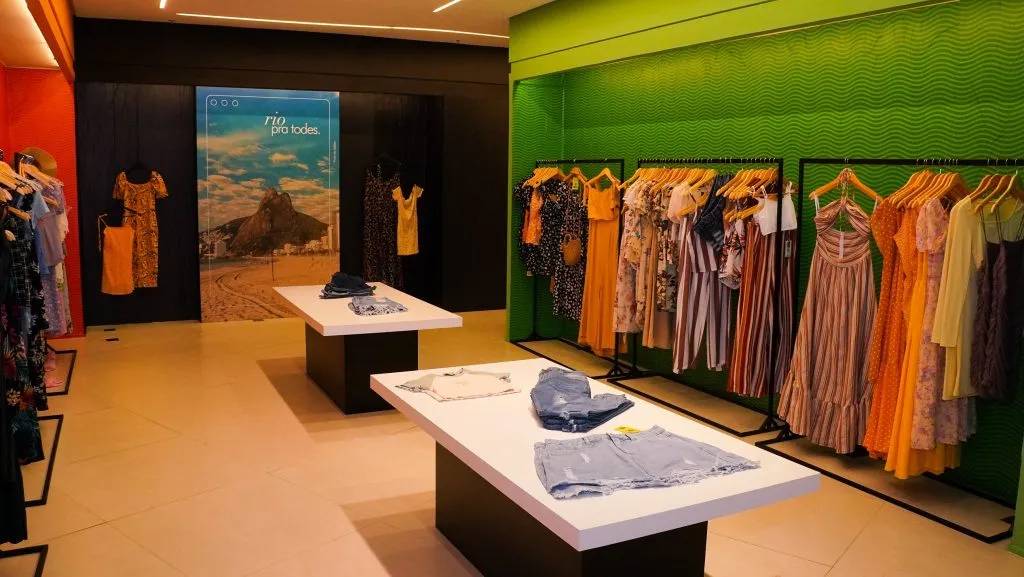 Gigante do e-commerce asiático, Shein ganha loja física na Barra