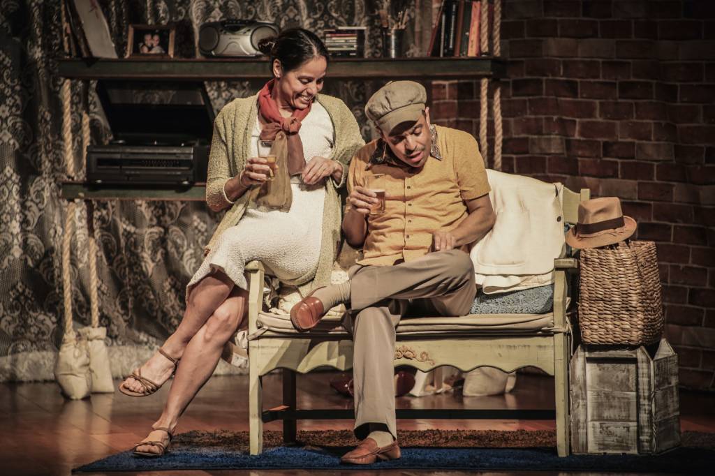 Claudia Mauro e Édio Nunes: amizade à prova do tempo no Teatro Petragold