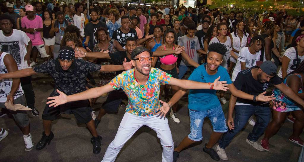 Jornal New York Times destaca e celebra Baile Charme de Madureira