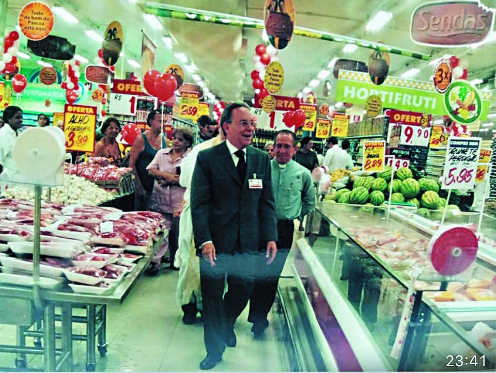 Na biografia de Arthur Sendas, décadas de histórias do Rio e do varejo