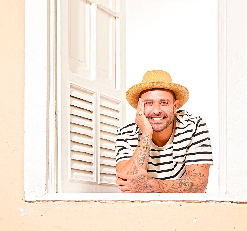 Diogo Nogueira avalia convite para participar de série de TV