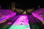 Foto mostra iluminação cenográfica da Sapucaí