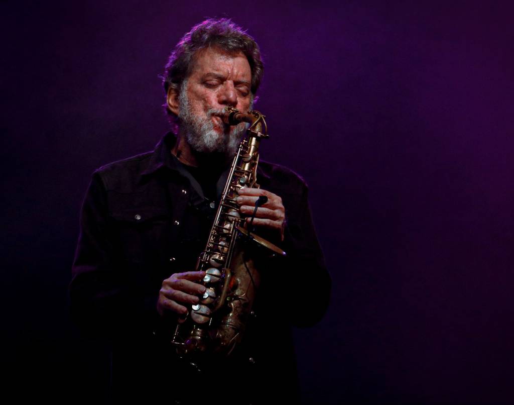 Leo Gandelman faz show a 5 reais no palco do Teatro João Caetano