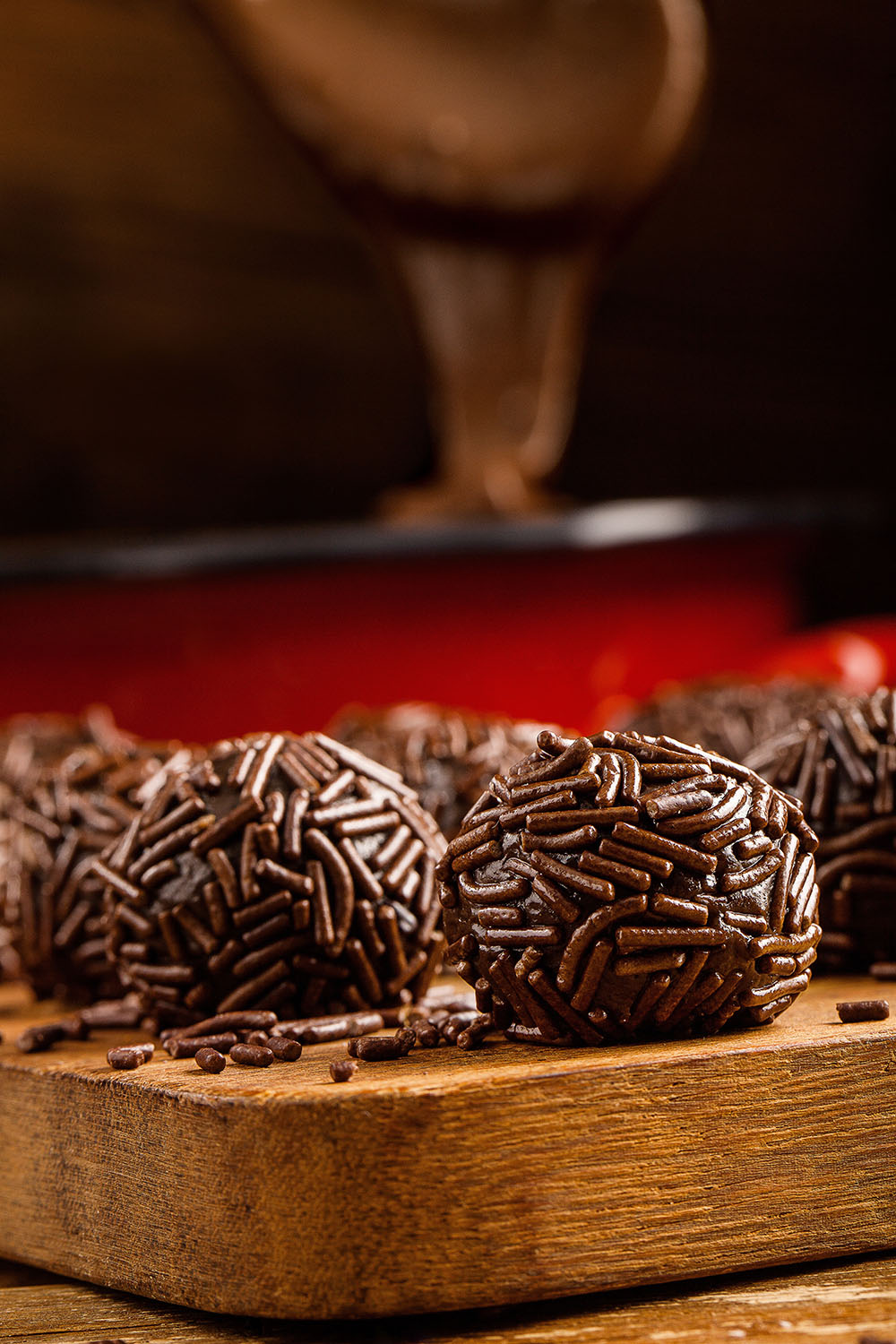 Foto Mundinho Páscoa Foto mostra brigadeiros