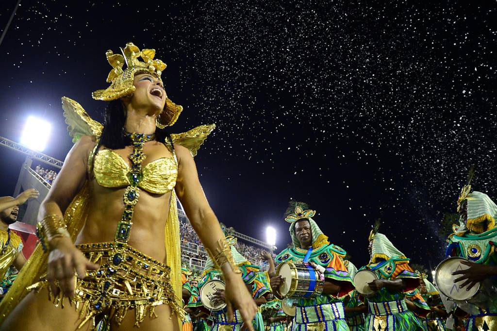 De Paolla Oliveira a Vivi Araújo, as rainhas de bateria do Carnaval 2022