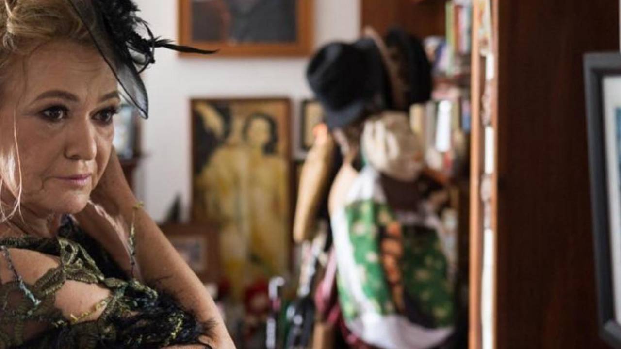 Foto mostra artesã