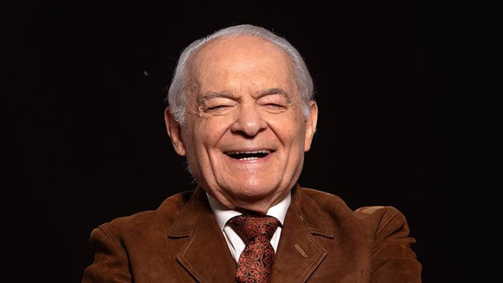 Aos 92 anos, Othon Bastos faz nova temporada da peça Não Me Entrego, Não!