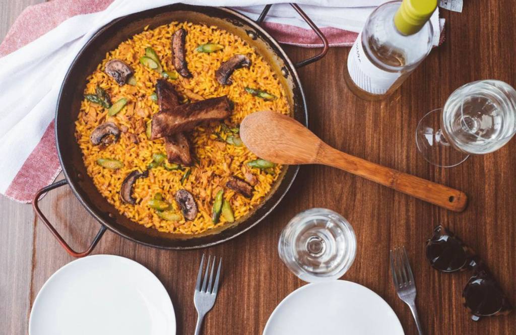 Versão brasileira, Kátia Barbosa: chef é a convidada do Paella Fest