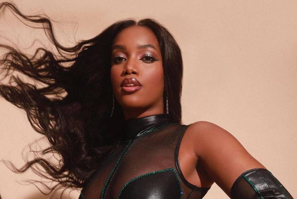 Vem, neném! Cantora Iza confirma que está grávida do primeiro filho