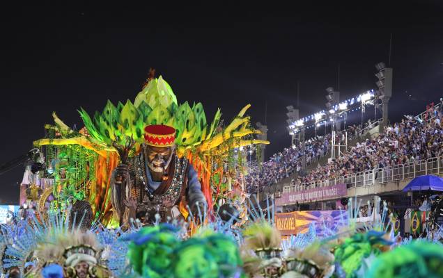 Vila Isabel: cores e alegria no Desfile das Campeãs Vila Isabel: cores e alegria no Desfile das Campeãs