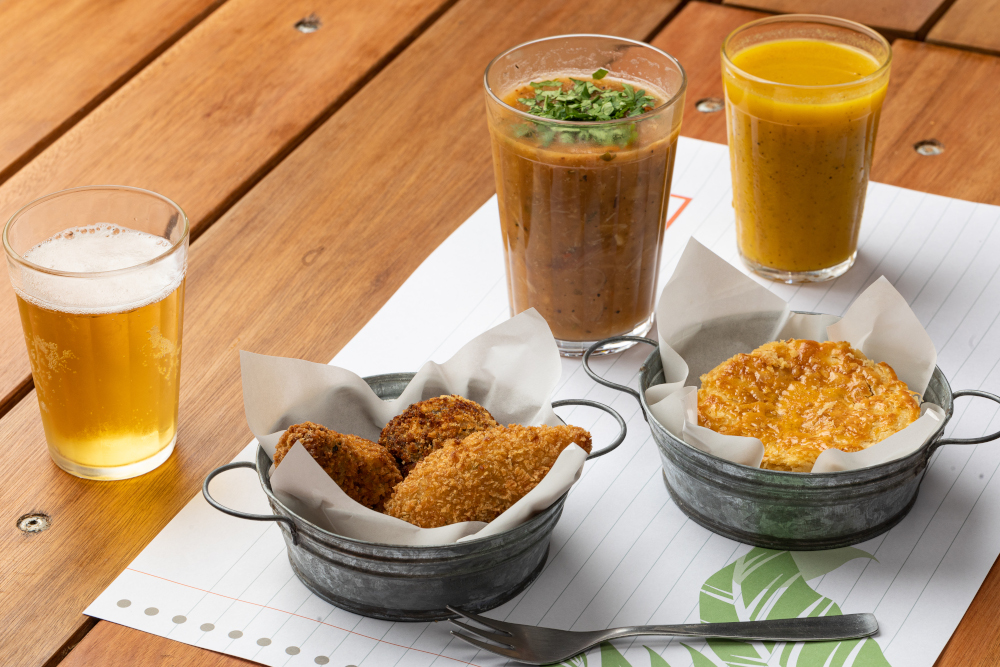 Point literário mais legal da cidade ganha petiscos do Bafo da Prainha