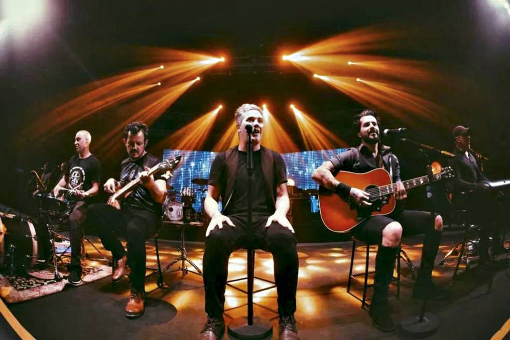 Jota Quest traz à Jeunesse Arena a turnê comemorativa de 25 anos da banda