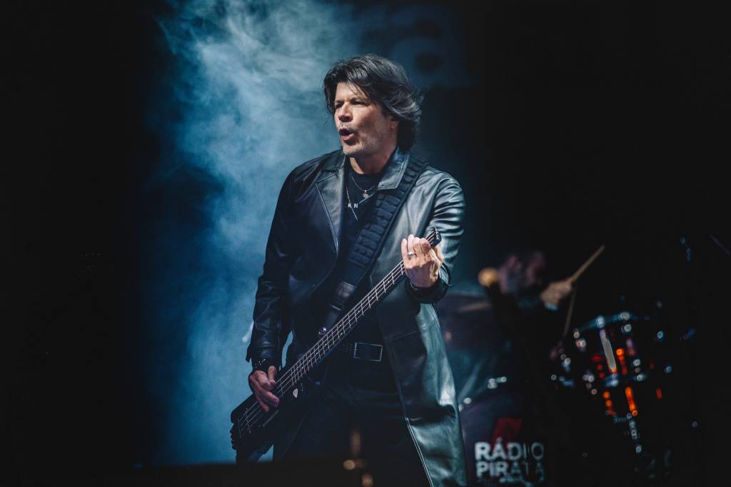 Rádio Pirata Ao Vivo comemora 35 anos e revive sucessos em show na Barra