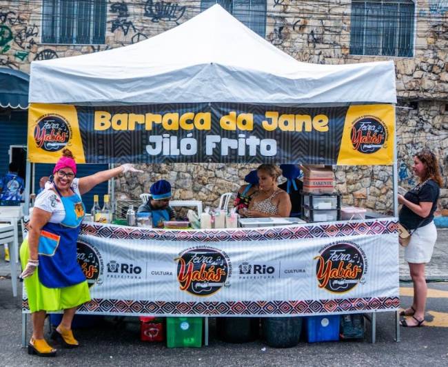 Feira Yabás Foto da barraca de Jiló frito da Jane na Feira das Yabás em Oswaldo Cruz