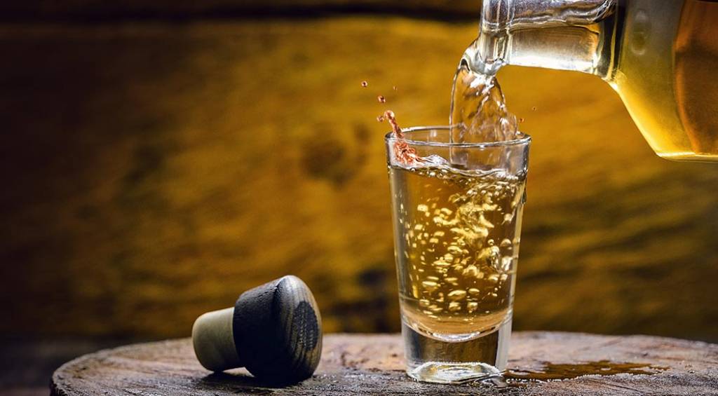 Um brinde! Rio é o terceiro estado com mais cachaças registradas no Brasil