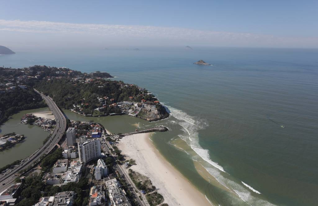 Quebra Mar/Projeto Olho vivo