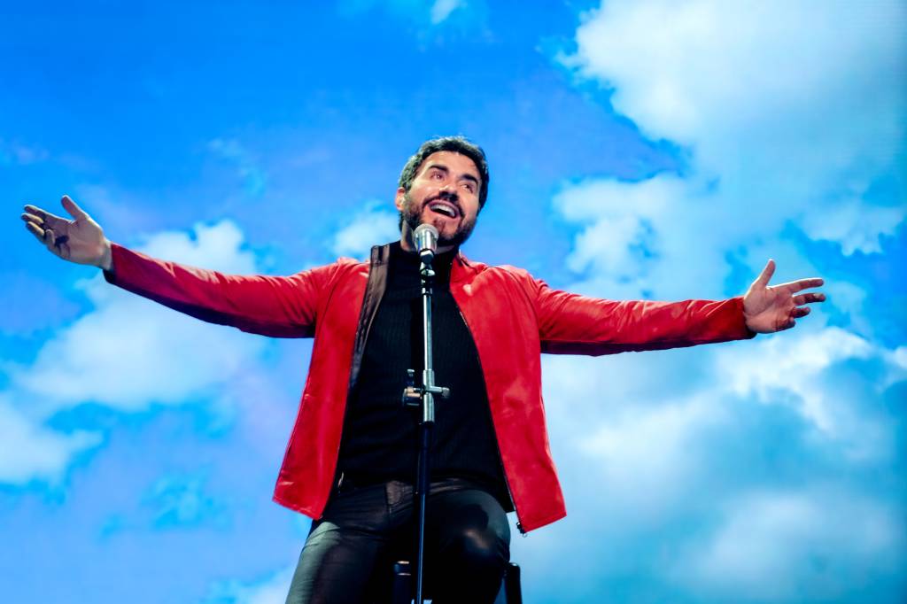 Este sou eu: Padre Fabio de Melo faz show no Teatro Casa Grande