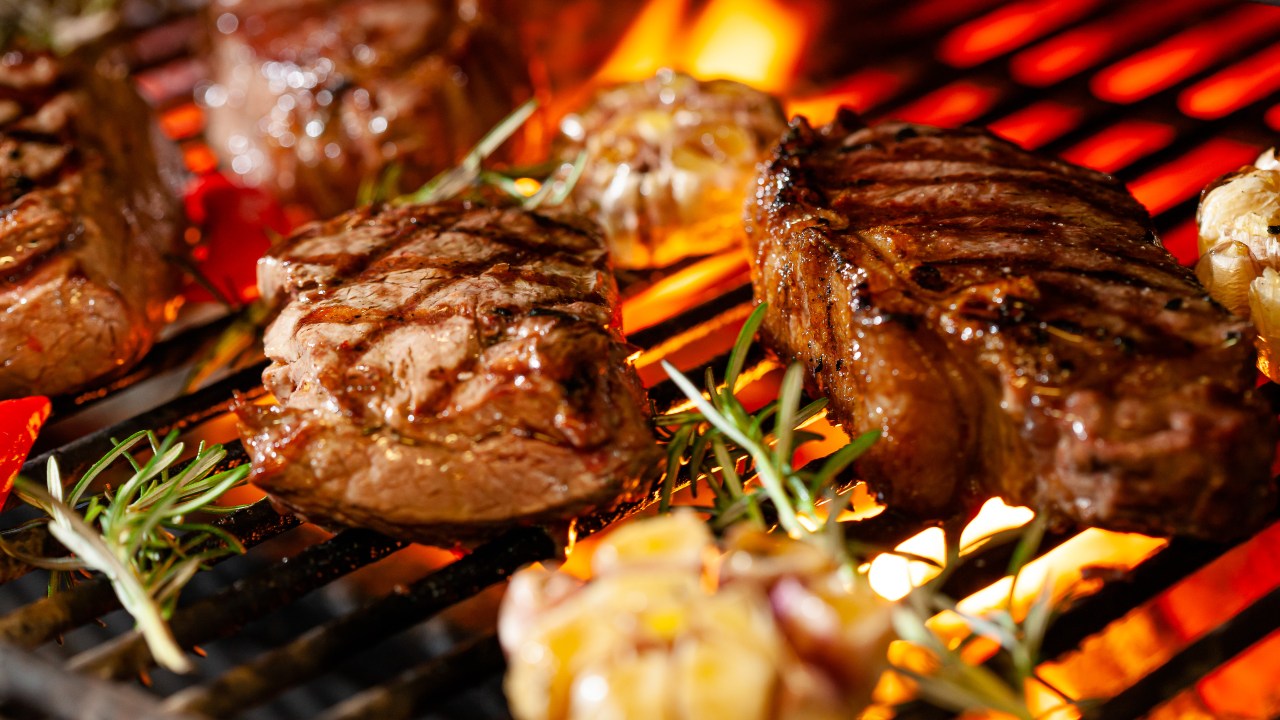 Marine: restaurante do hotel Fairmont oferece churrasco requintado no domingo
