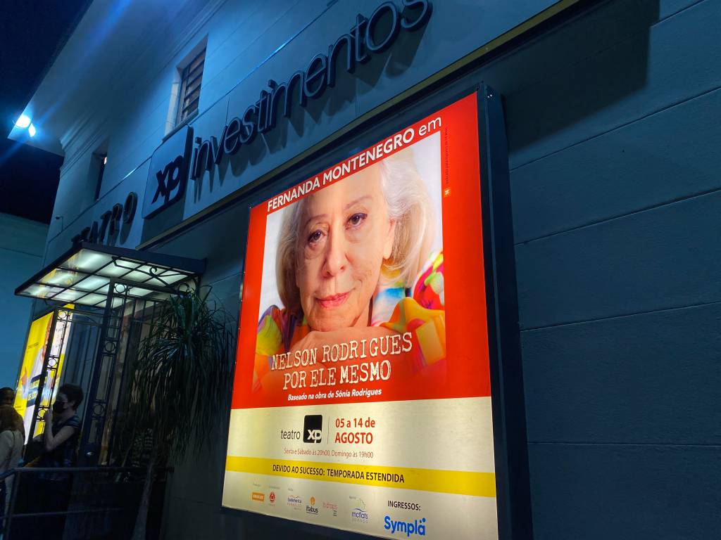 No teatro XP canta uma diva: Fernanda Montenegro