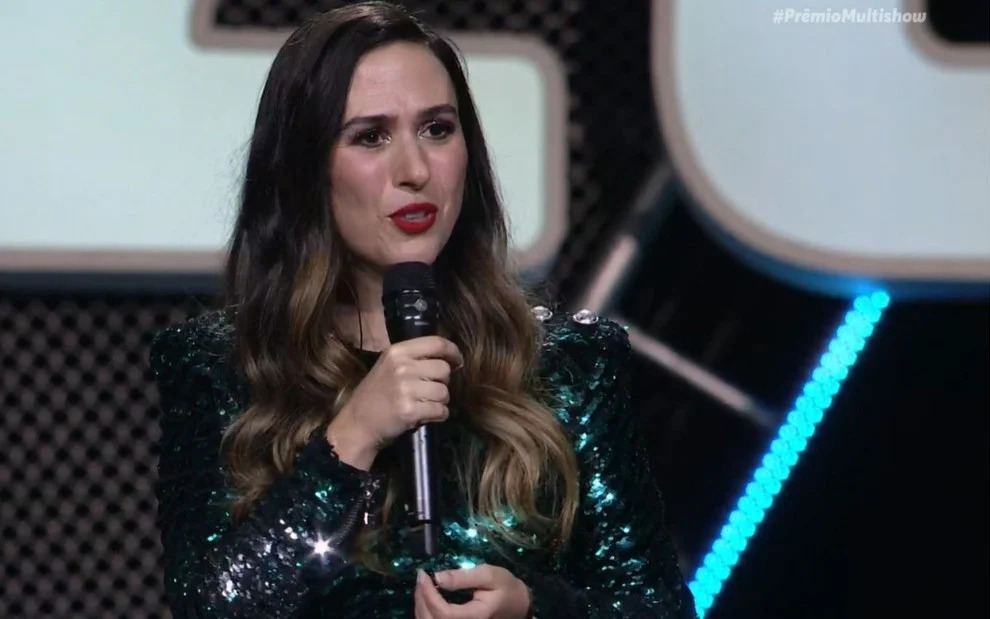 Tatá Werneck vence RedeTV! após ser processada por piada