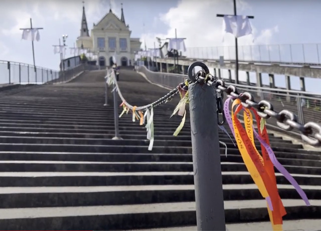 Degraus da fé: um panorama da Escadaria da Penha e de seus frequentadores