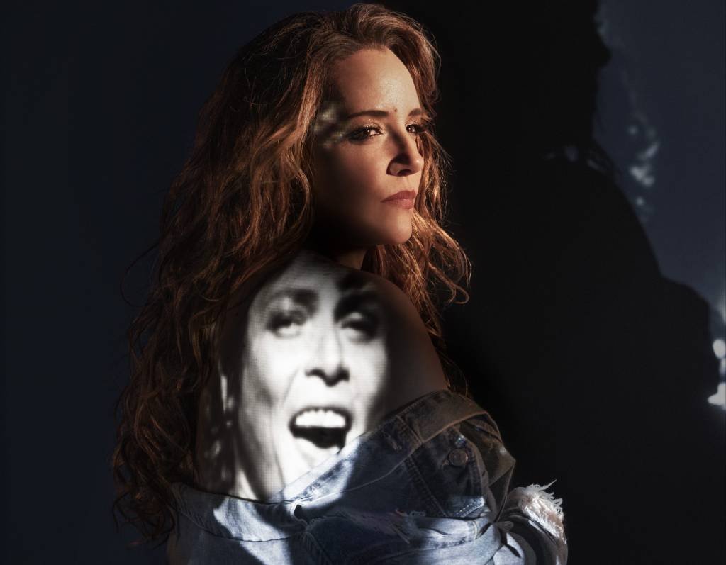 Ana Carolina estreia turnê inédita com músicas de Cássia Eller: veja datas