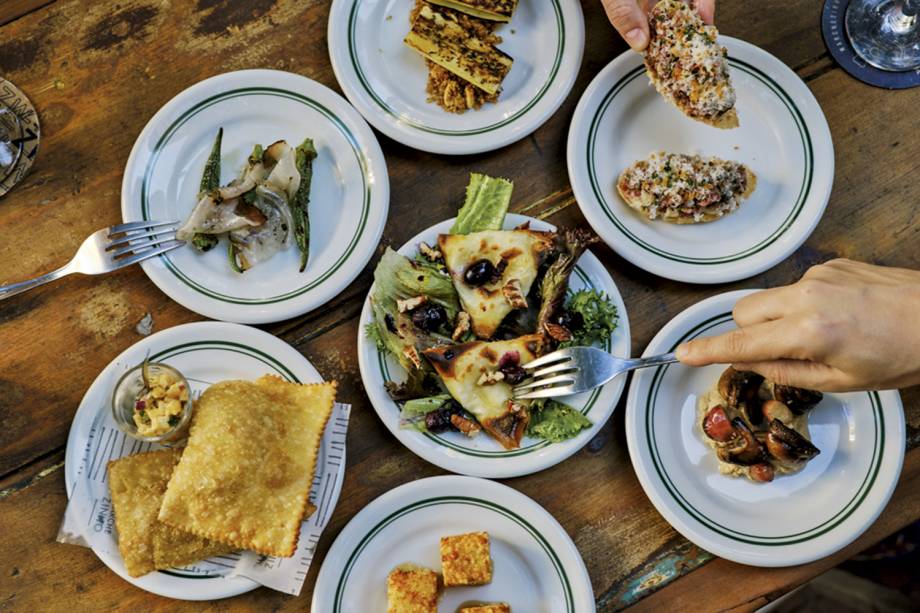 Marchezinho: os melhores sabores da casa em desfile para compartilhar na mesa