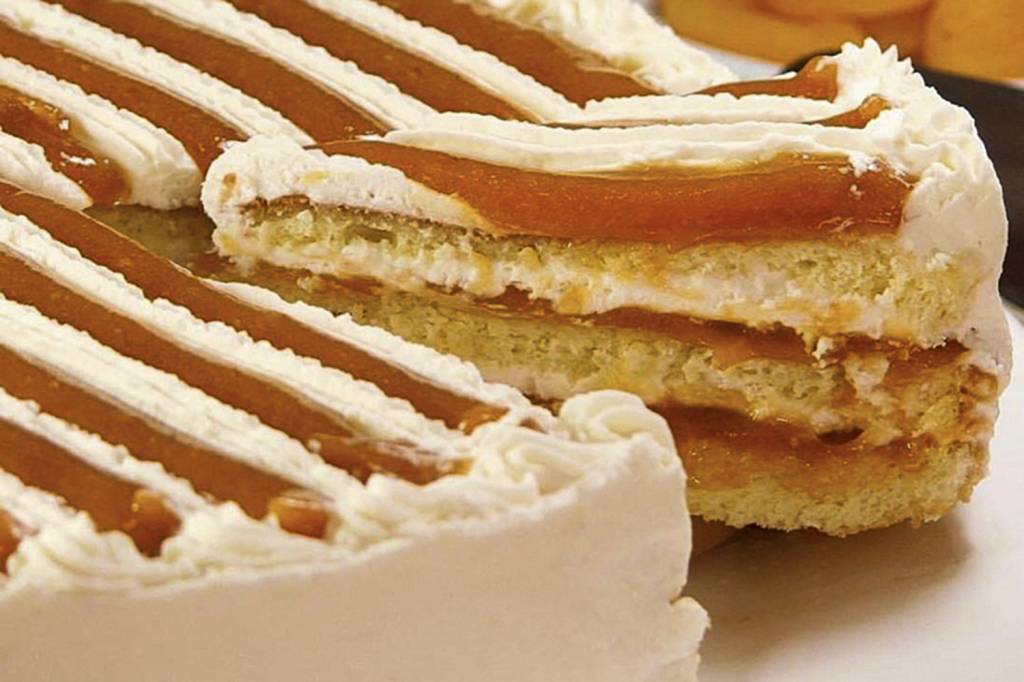 Kurt: a melhor torta de damasco do Rio tem base de pão de ló