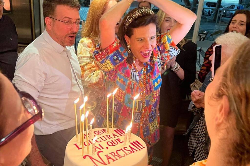 O bilhete de Narcisa Tamborideguy para os convidados de seu aniversário