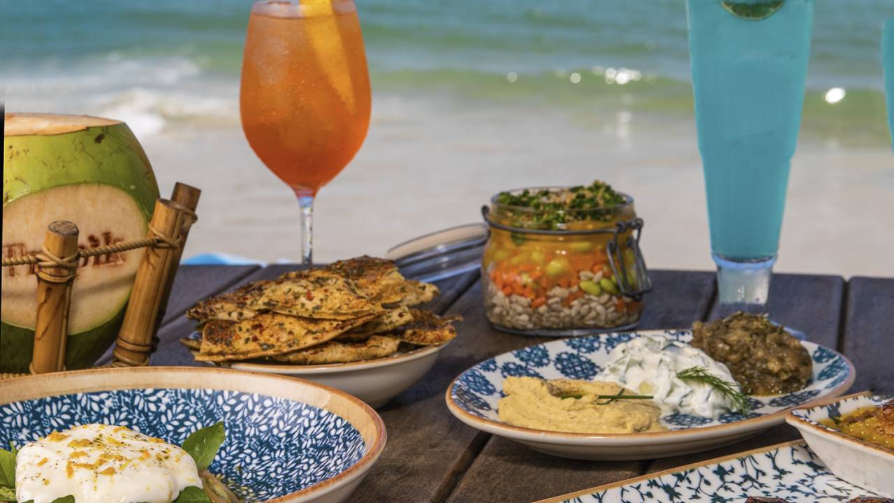 Sabores com sotaque grego e esse visual: um programão -