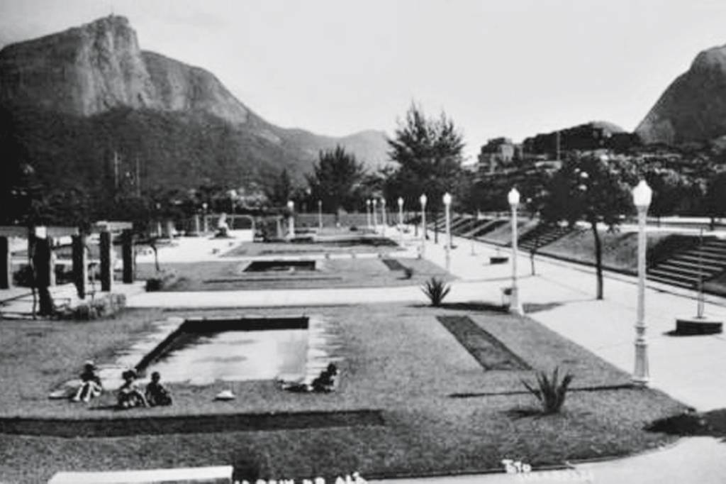 3442500224_f67fb5628f_o.jpg Registro histórico: a alameda em estilo art déco ganhou vida em 1938 -