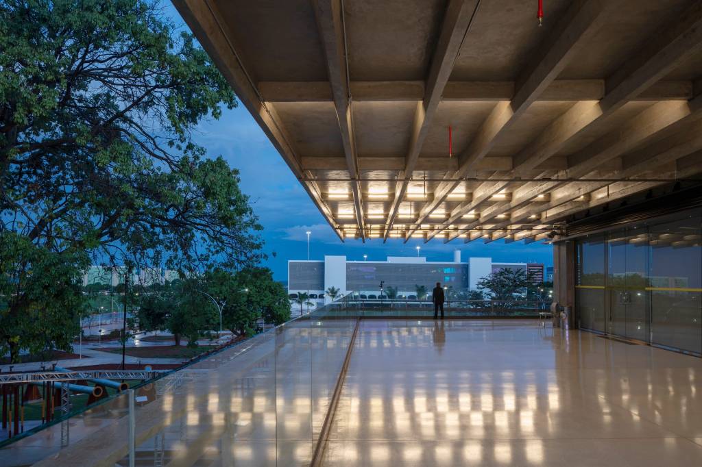 JBF0173 Gustavo Penna ‘reinventa’ edifício desenhado por Niemeyer em Brasília