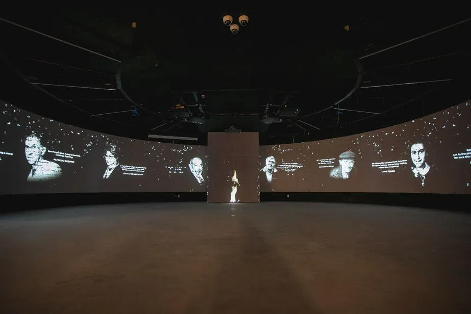 Museu do Holocausto traz frases de personalidades perseguidas pelo nazismo