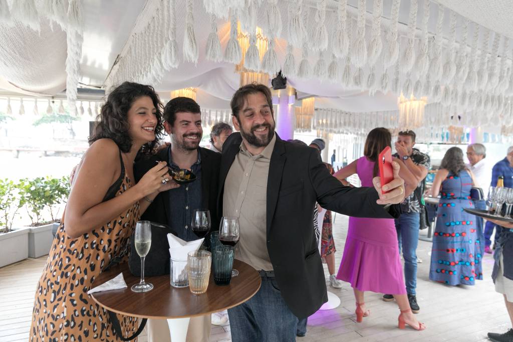 Encontros Veja Rio: nova edi&ccedil;&atilde;o reuniu representantes de diferentes setores da cidade em Copacabana