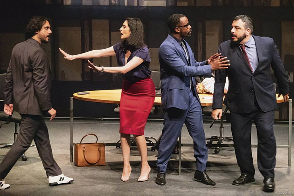 Com direção de Lázaro Ramos, peça O Método Grönholm estreia no Rio