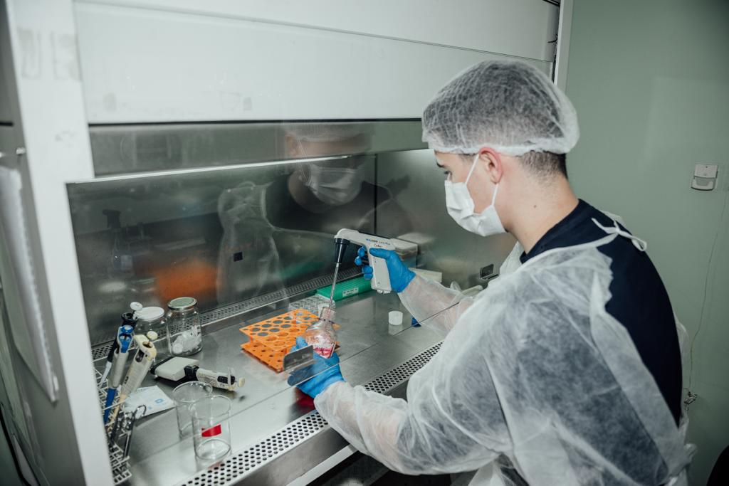 UFRJ abre as portas de laboratórios para “professores Pardal” da vida real