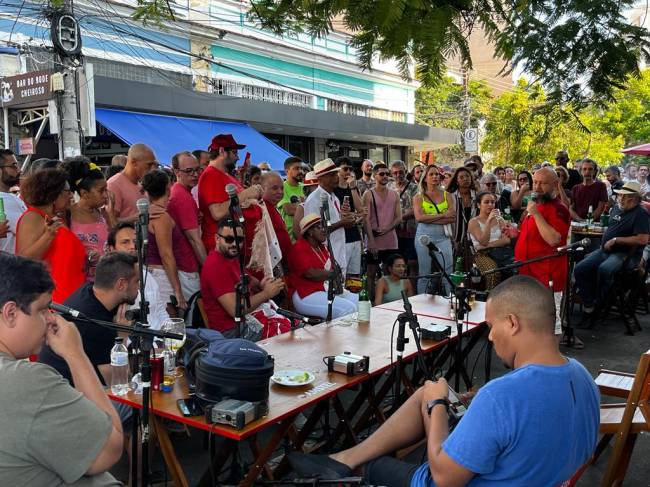 Aula no Bar do Bode Cheiroso fez homenagem aos 70 anos do Salgueiro.