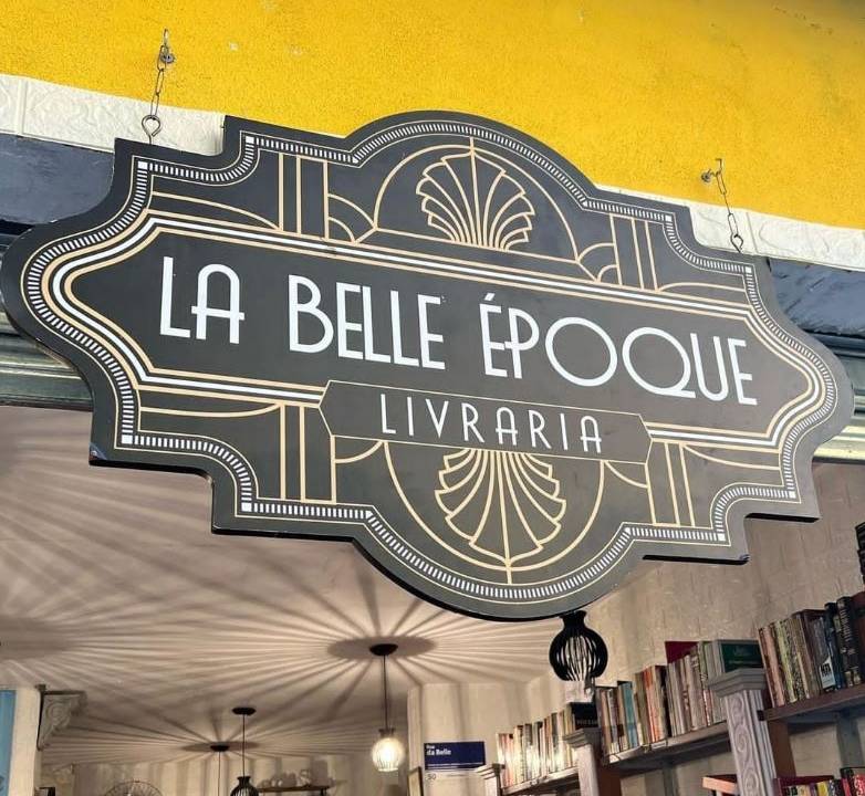 Foto da Frente da Livraria Belle Époque