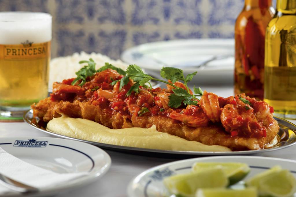 Carta ao leitor: capa de abril destaca tendência da “alta botecagem”