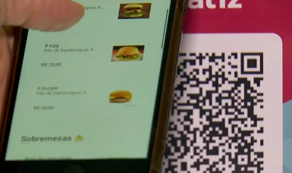 A revolta do QR Code: lei impedirá bares de ter apenas cardápio digital