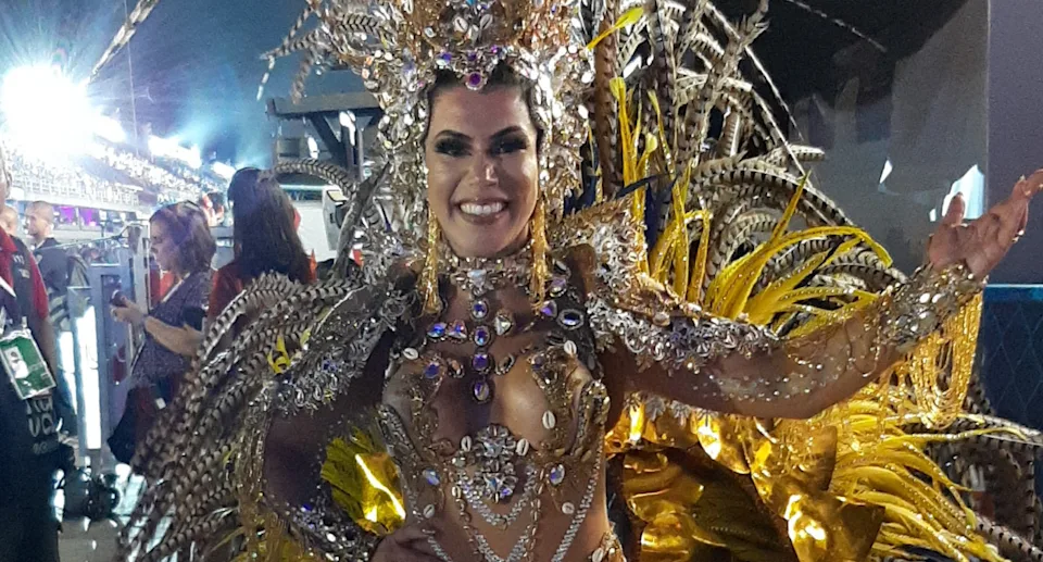 Quem é Thay Magalhães, musa do samba investigada por ligação com milícia