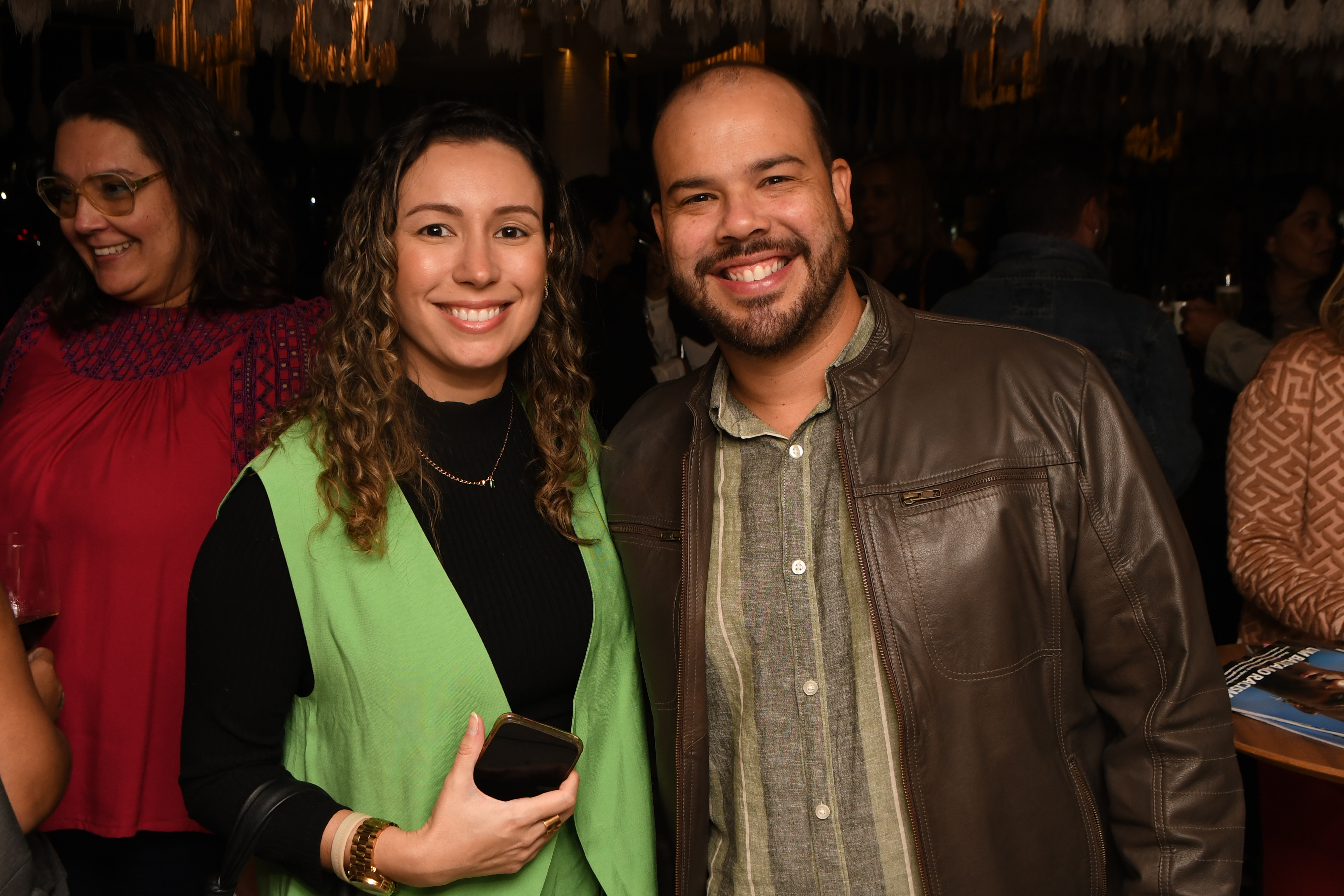 Encontros Veja Rio: personalidades da cidade s&atilde;o reunidas em evento animado no Tropik