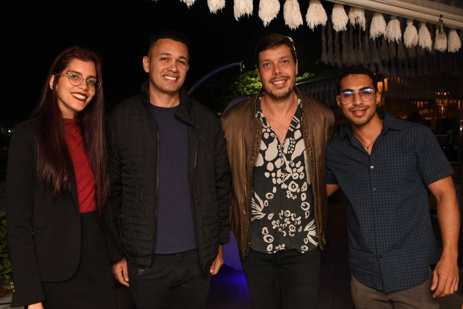 Encontros Veja Rio: personalidades da cidade s&atilde;o reunidas em evento animado no Tropik