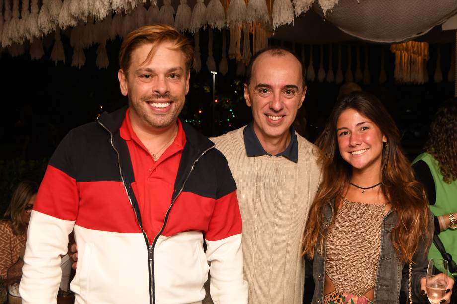 Encontros Veja Rio: personalidades da cidade s&atilde;o reunidas em evento animado no Tropik