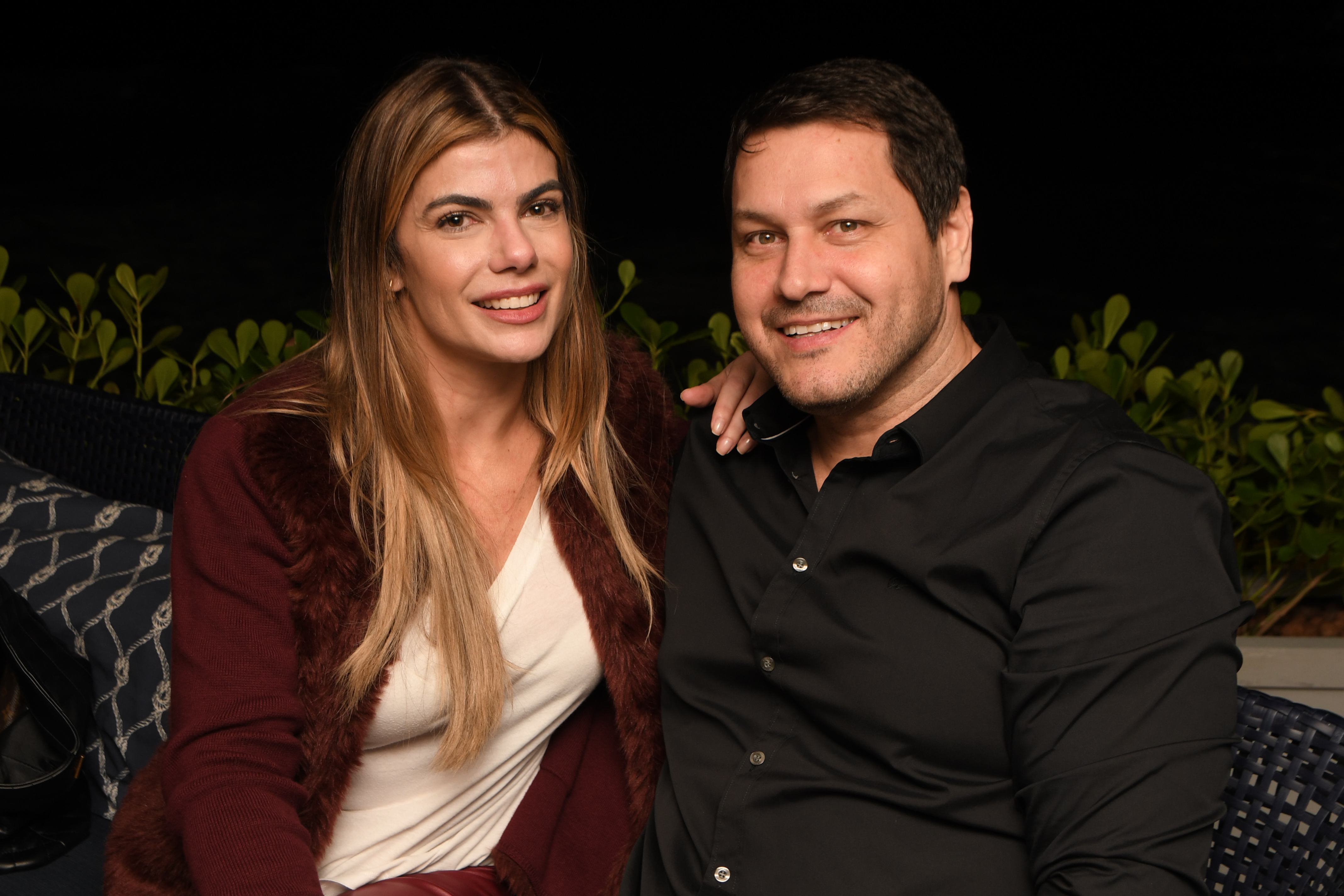 Encontros Veja Rio: personalidades da cidade s&atilde;o reunidas em evento animado no Tropik